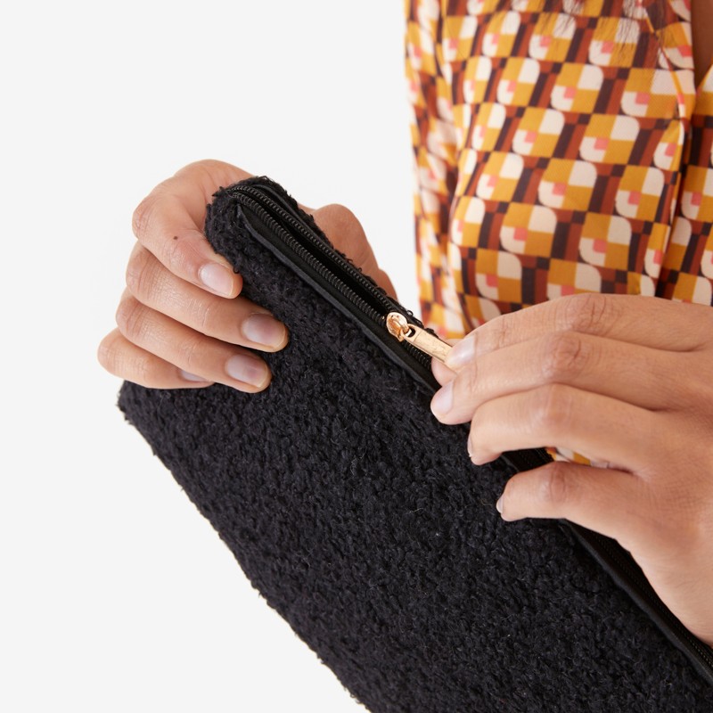 Sherpa Stella Pouch