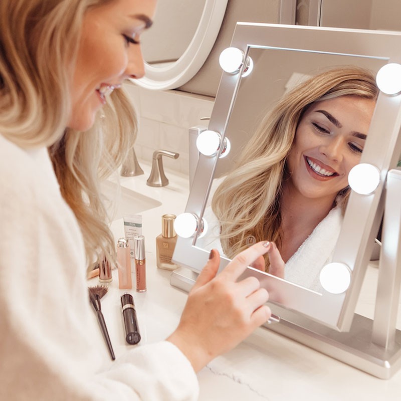 Hollywood Mirror with Phone Mount