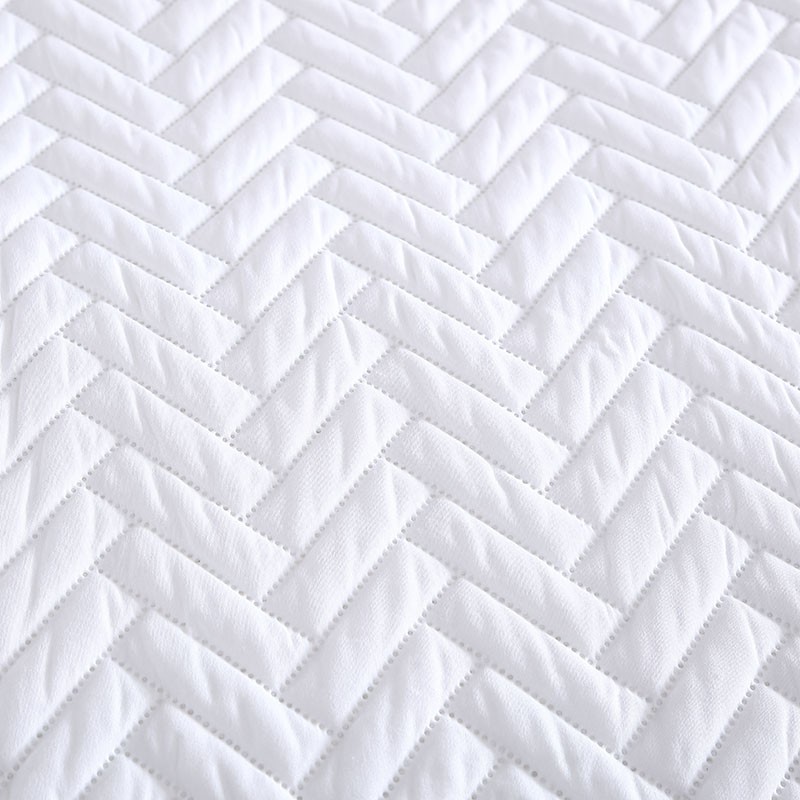 Birch 3 Piece Quilt Set