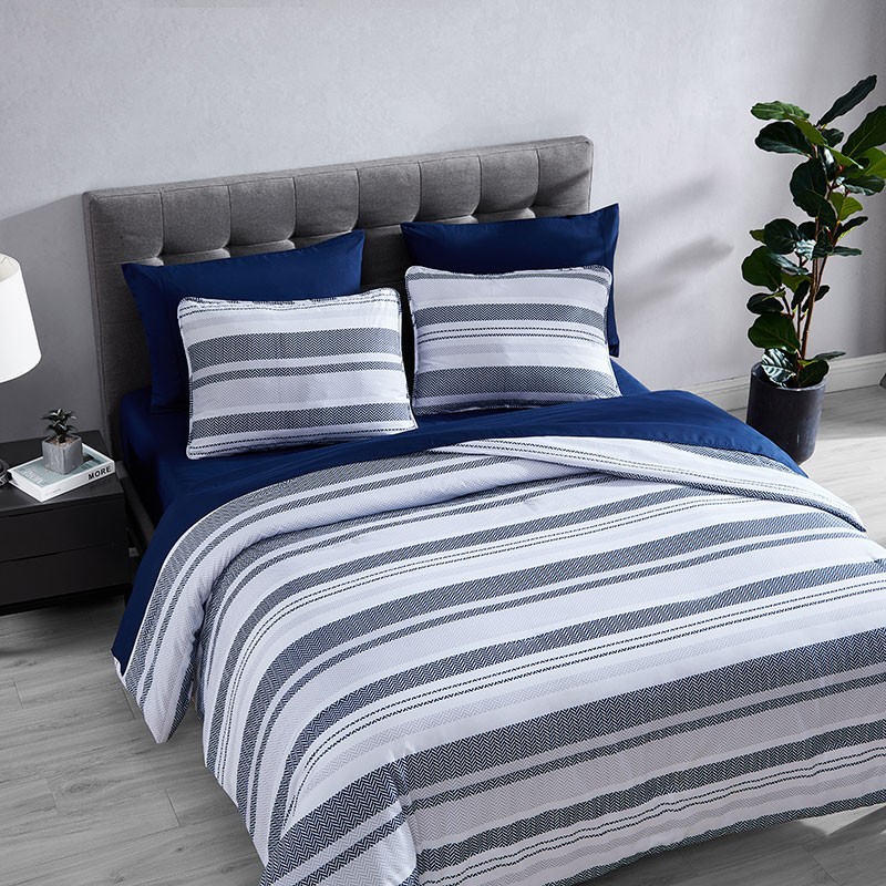 Cedar 7 Piece Bed in a Bag Set