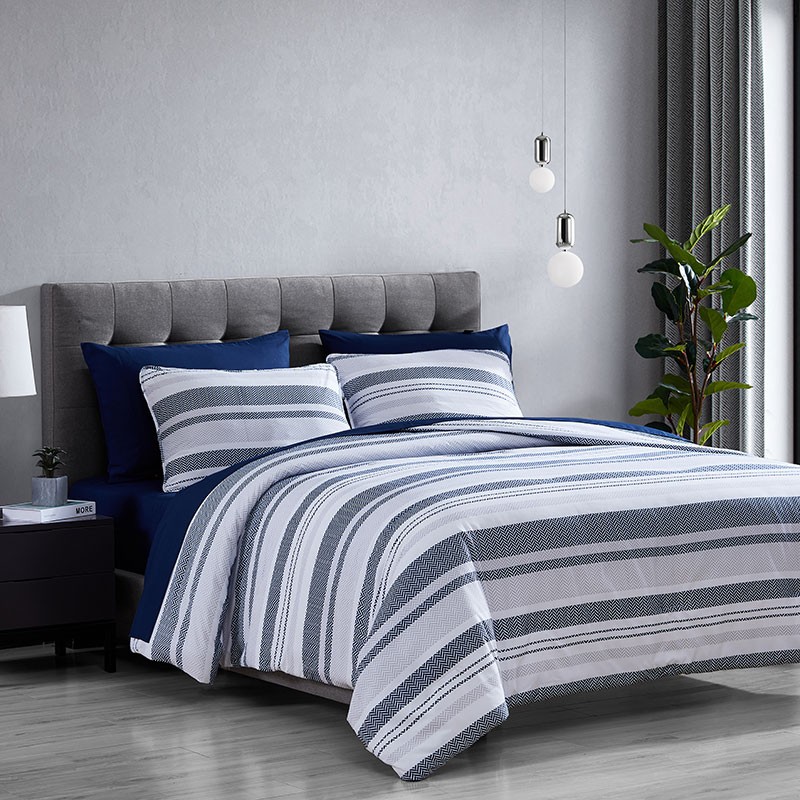 Cedar 7 Piece Bed in a Bag Set