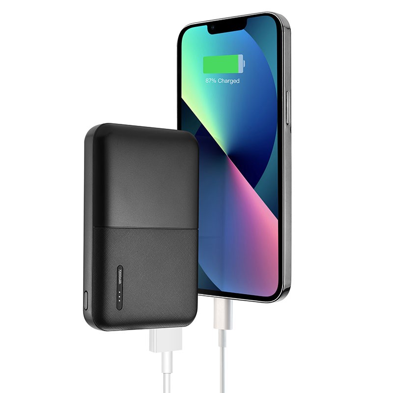 7200mAh Powerbank with Lightning Cable