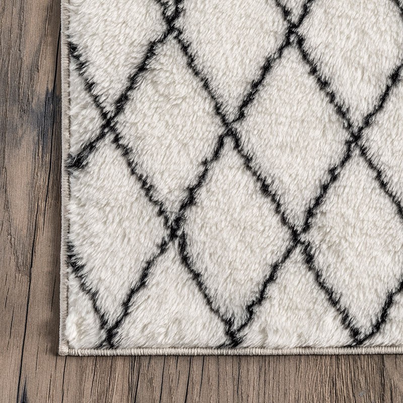 Nancie Boho Trellis Shag Machine Washable