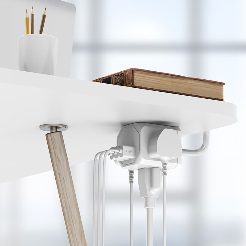 5' Cable with 3 Wall Outlets & 4 USB Ports