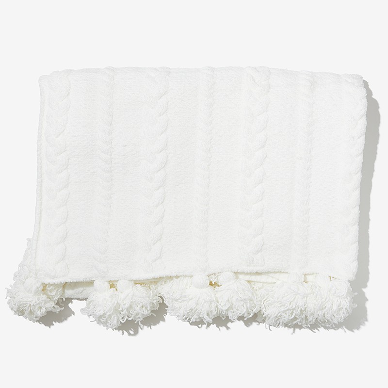 Pom Pom Throw