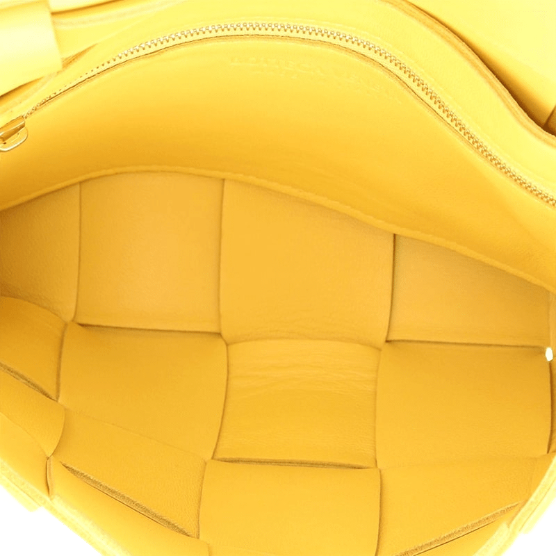 Bottega Veneta Cassette Crossbody Bag Maxi Intrecciato Leather
