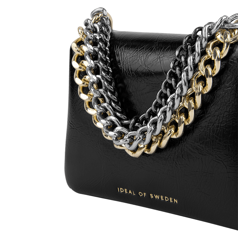 Edge Airpods Chain Bag Pure Black