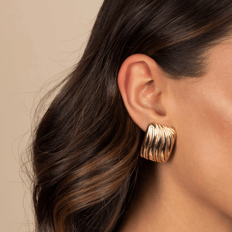 Puffy Ridged On The Ear Stud Earring