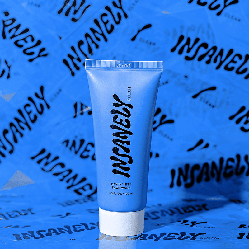Day 'N' Night Face Wash