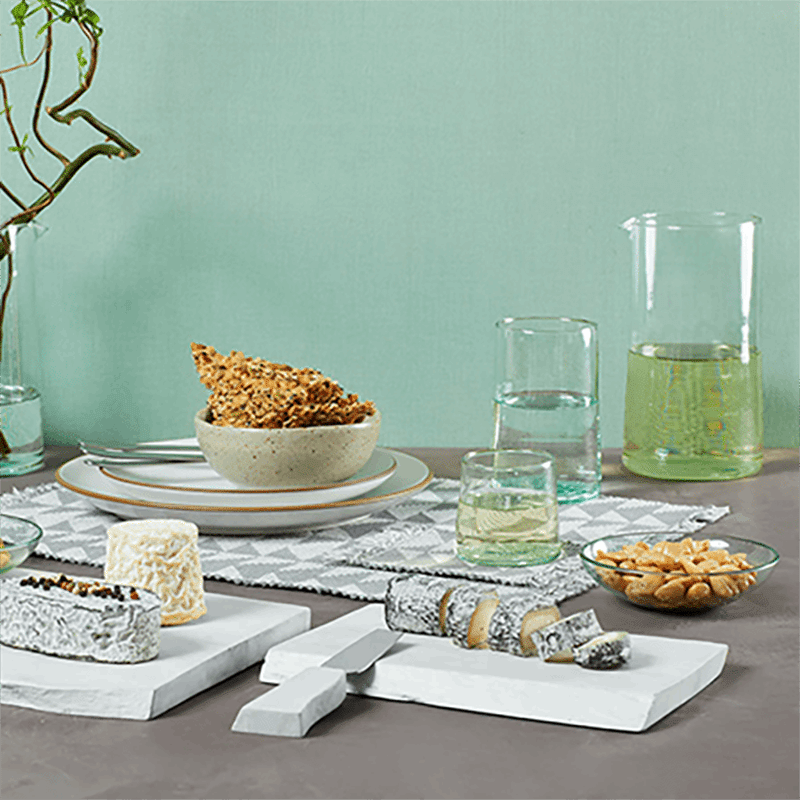 Live Edge 9" Cutting Board