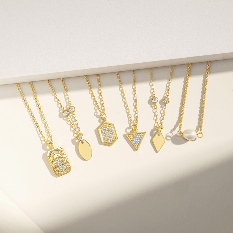 Mystery Necklace Jewelry Travel Case 3 Necklaces