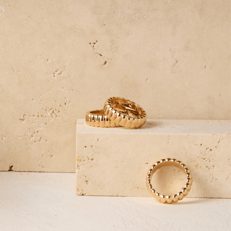Linear Ring, Gold