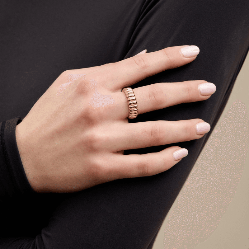 Linear Ring, Gold