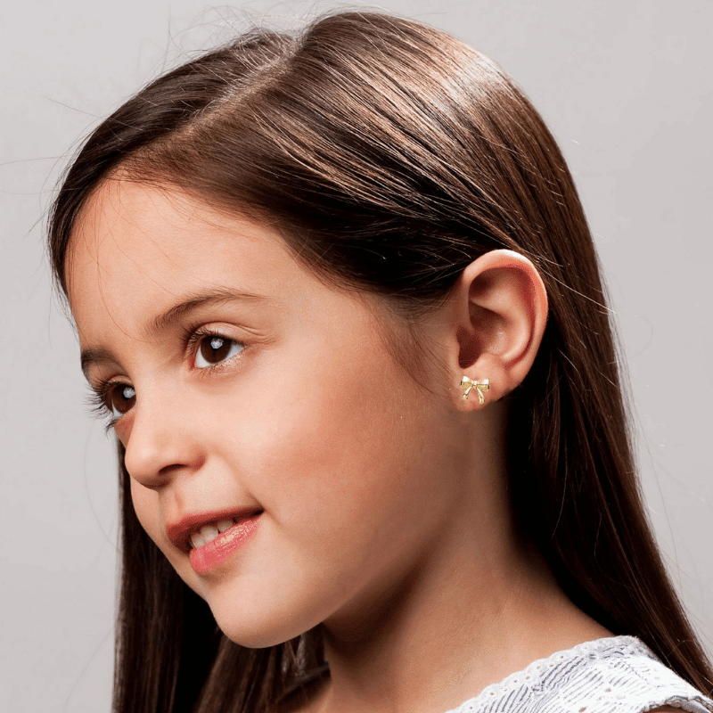 14K Gold Plated Tiny Ribbons Stud Earrings (Gold)