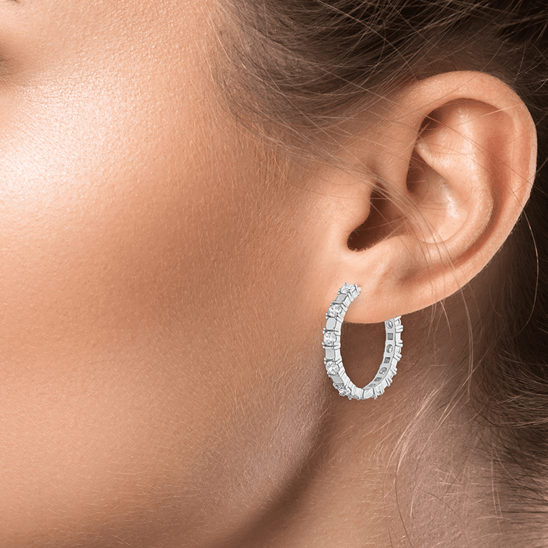 2Cttw Round Cz Stations Hoop