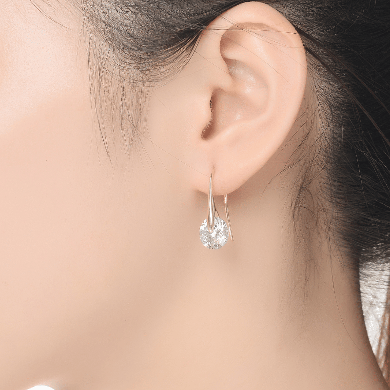 Marguerite Round Boomerang Earrings