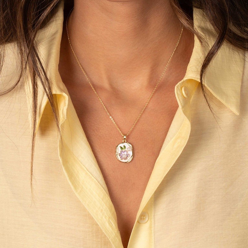 Mini Flower Pearl Tag Charm Necklace (Pearl White)