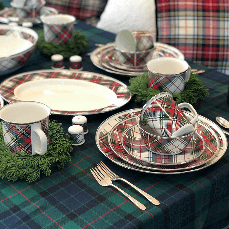Set Of 4 Highland Plaid Dinner Plates