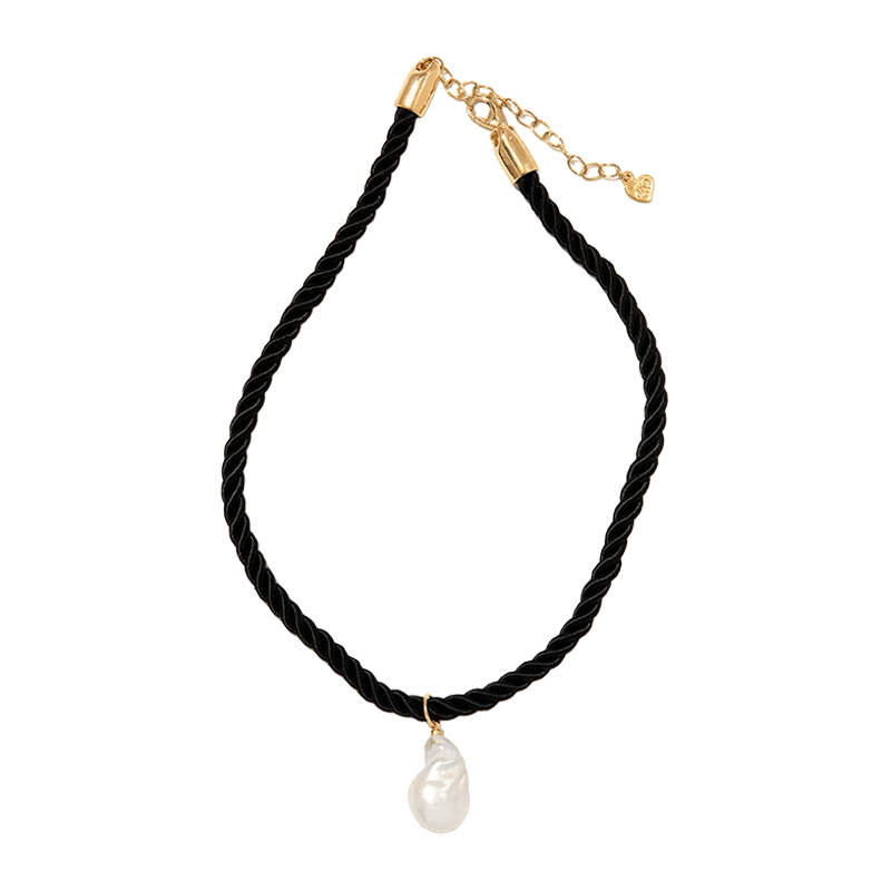 Corsica Necklace in Black