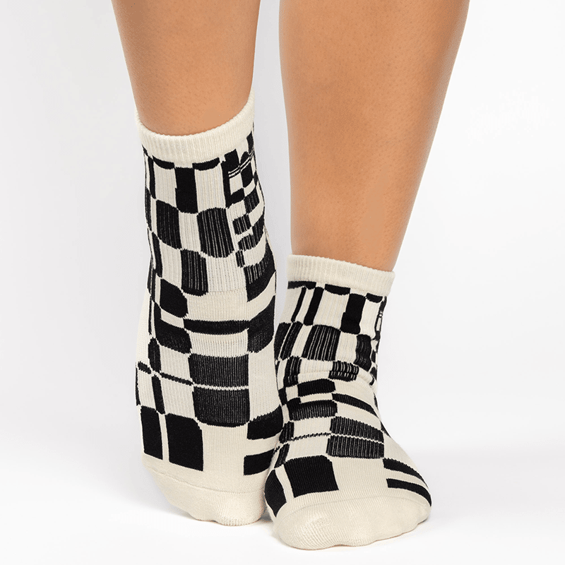 Black And White Pack