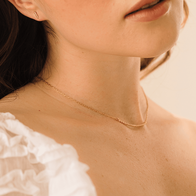 Liv Necklace 