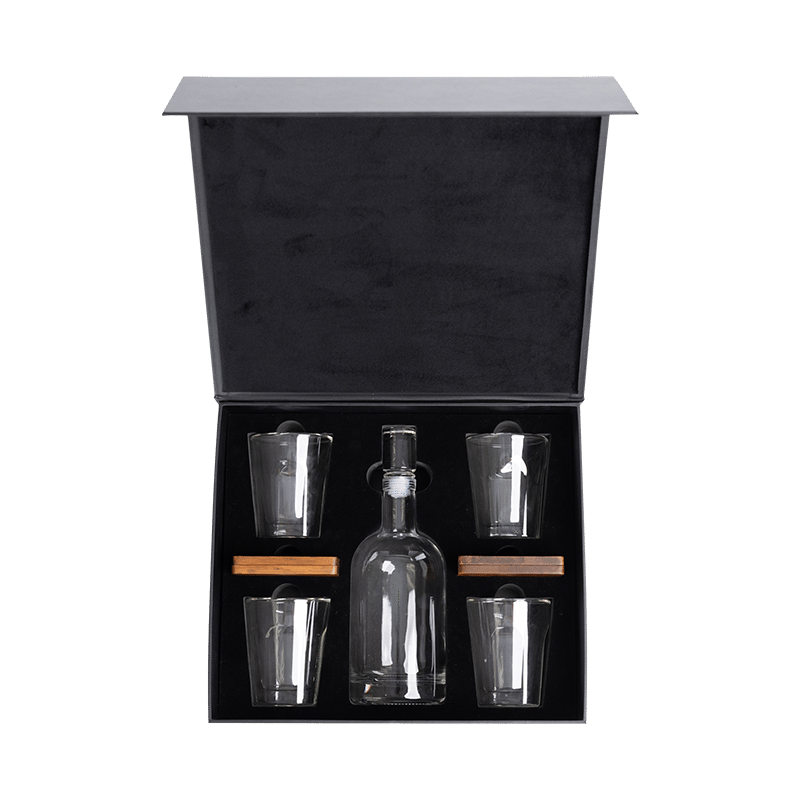 Ambassador Whiskey Decanter with 4 Lowball Glasses