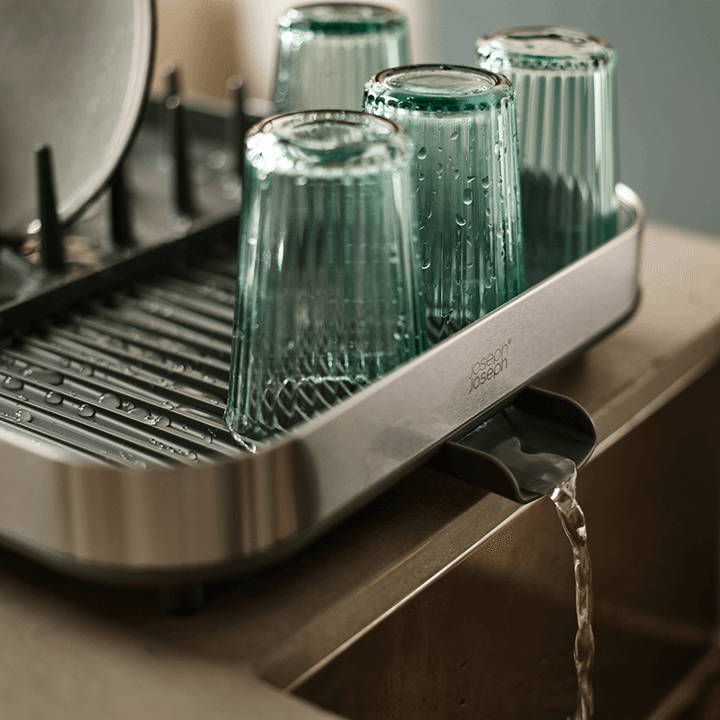 Expanding Dish Rack
