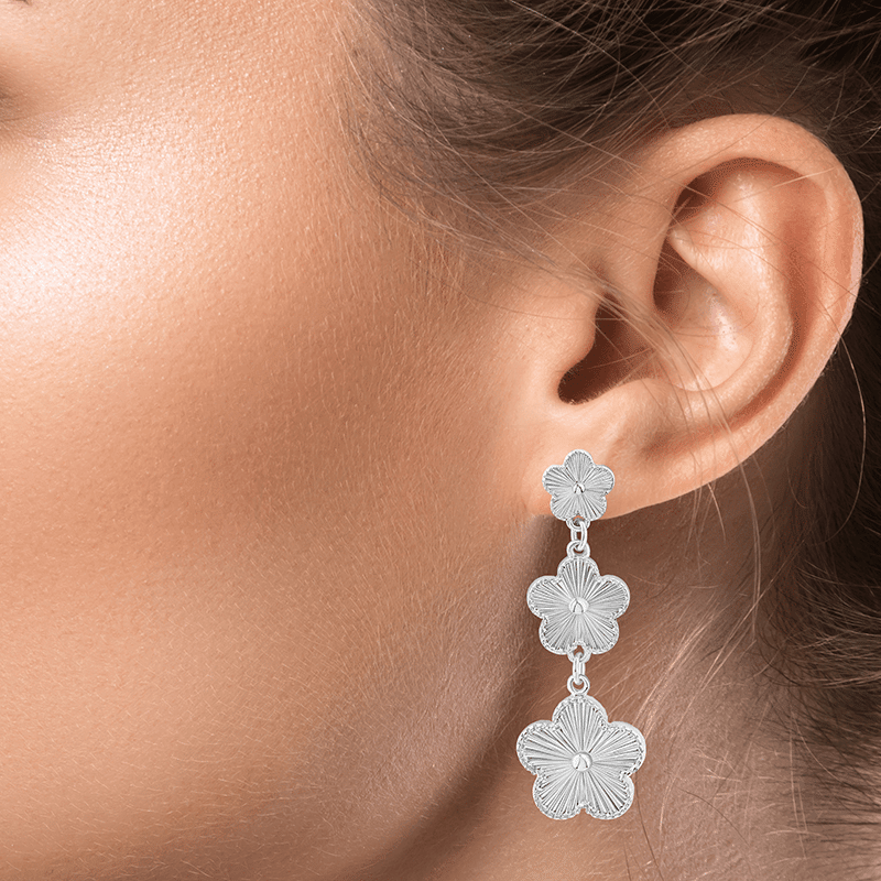Cascading 3 Teir Clover Earring