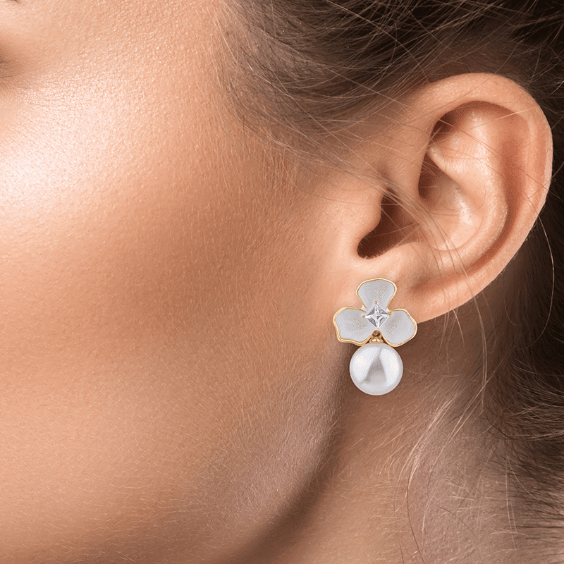 3Pedal Flower With Drop Pearl Earrings