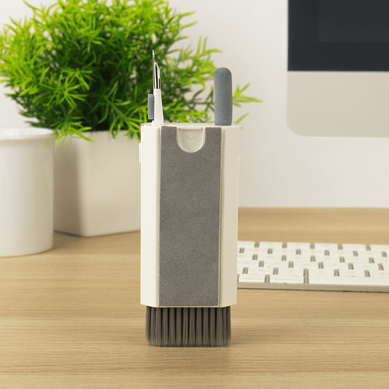 8-in-1 Gadget Cleaner