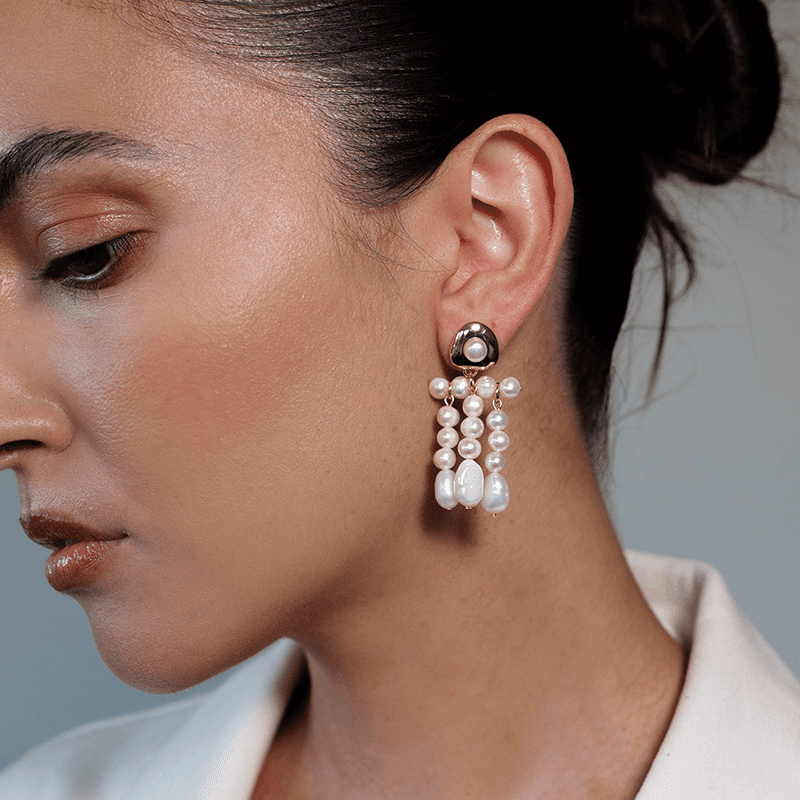 Cannes Pearl Drop Earrings (Pearl/Gold)