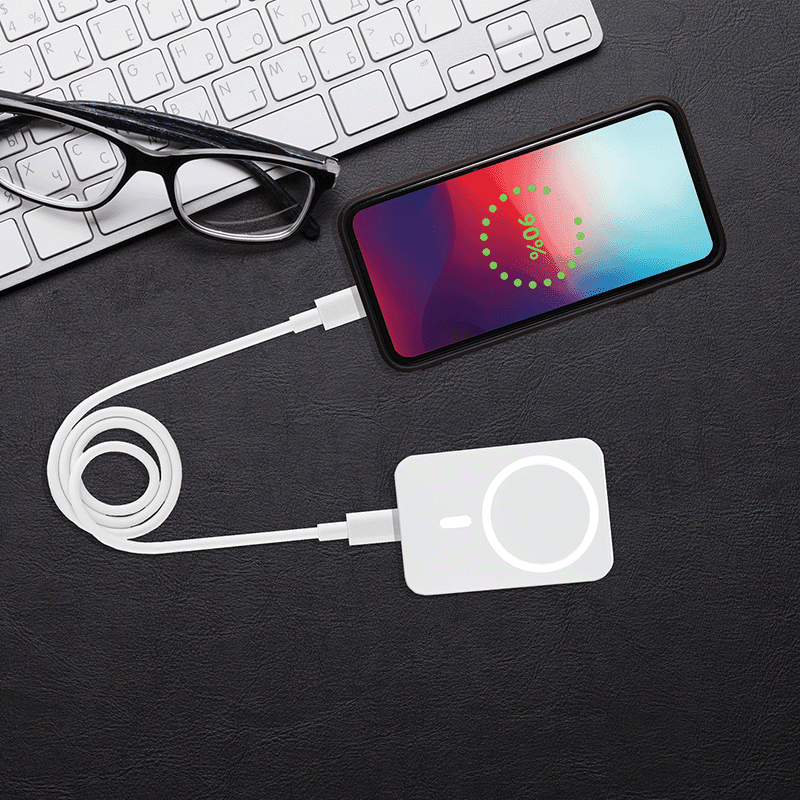 5000mAh Magnetic Powerbank with Kickstand