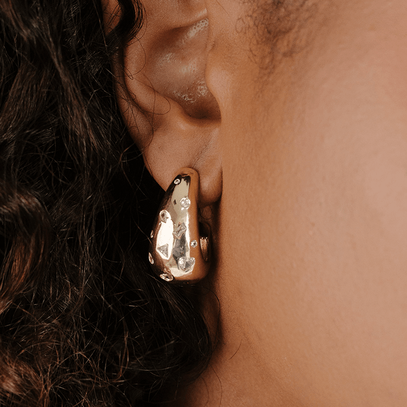 Bezel Crystal Dotted 18k Gold Plated Hoop Earrings (E4187.CLR.G)