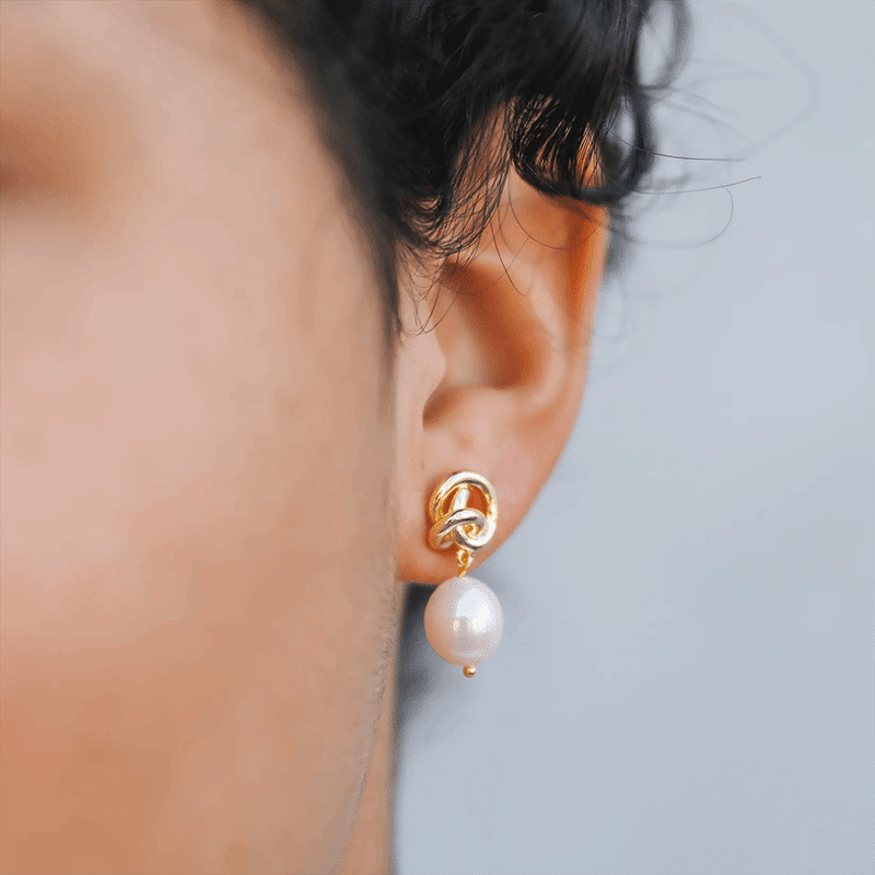 Pearl Knot Earrings 