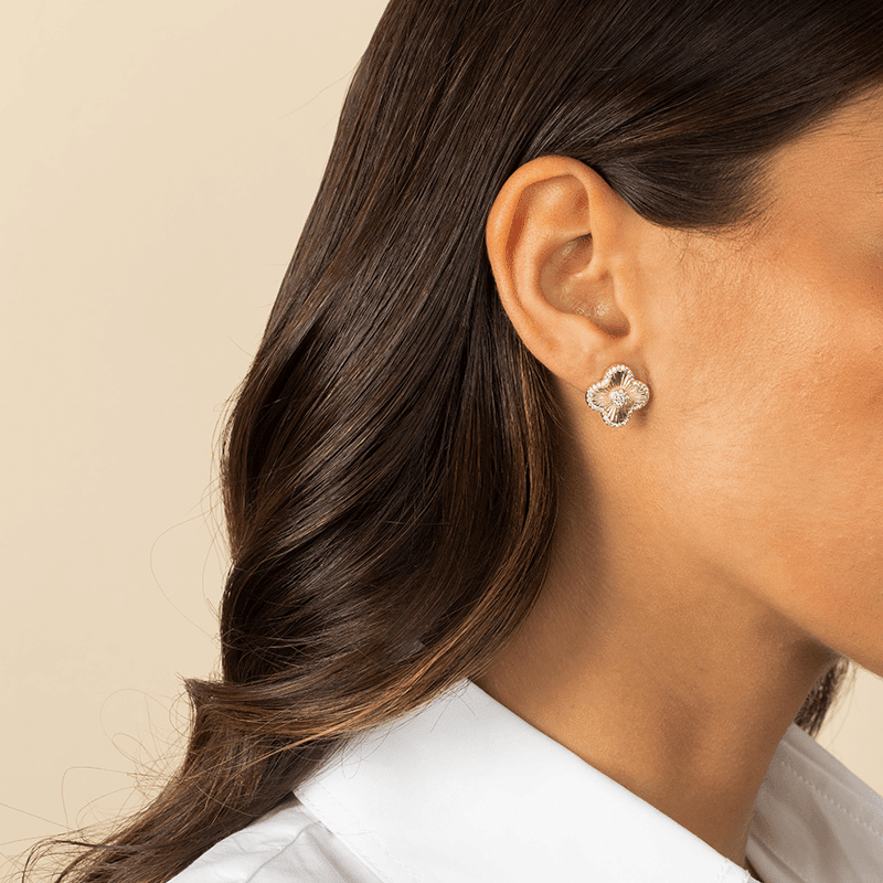 Pave CZ Ridged Four Leaf Clover Stud Earring (Gold)