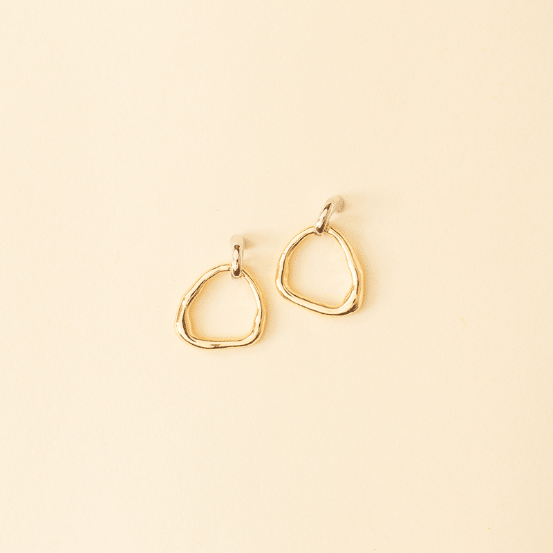 Abstract Link Huggie