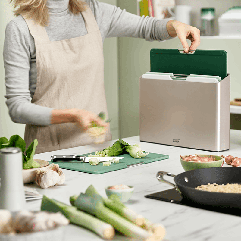 Folio 4 Piece Large Cutting Board Set with Case
