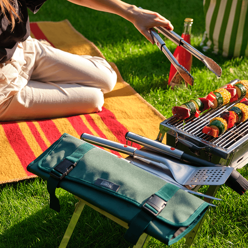 GrillOut 4 Piece BBQ Tool Set with Storage Case