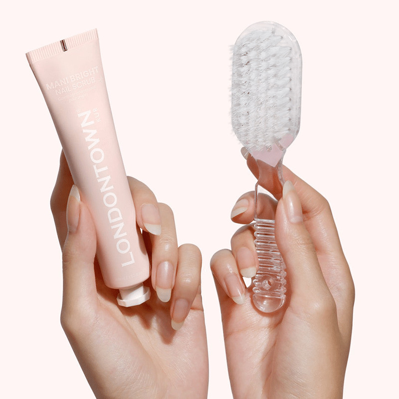 Mani Bright Nail Scrub Brush