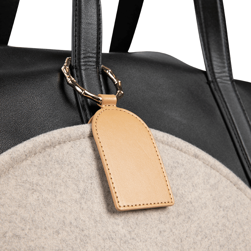 Lindsay Albanese Hat Clip