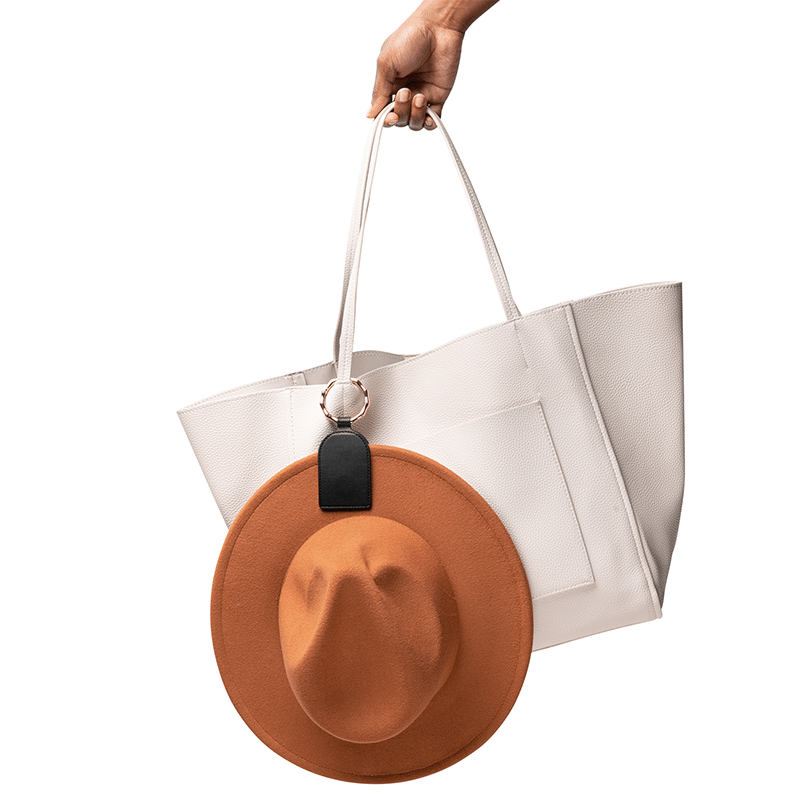Lindsay Albanese Hat Clip