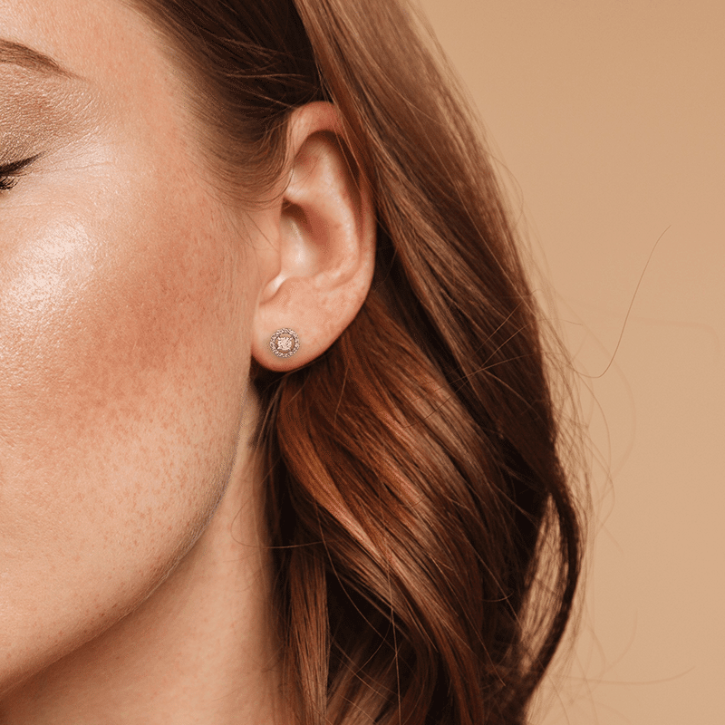 3 Cttw Round Cz With Border Studs