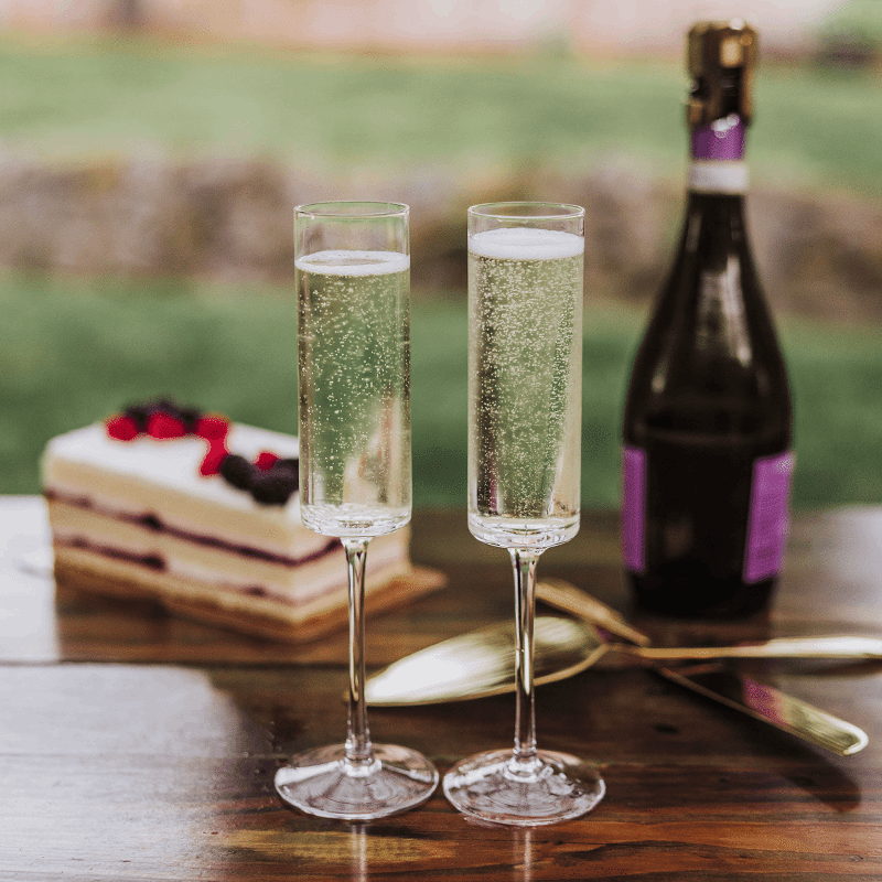 Arbane Champagne and Cake Set