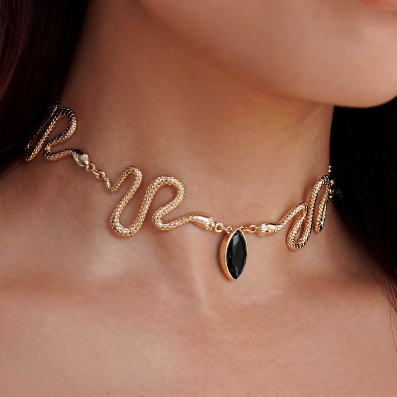 Serpentina Snake Choker
