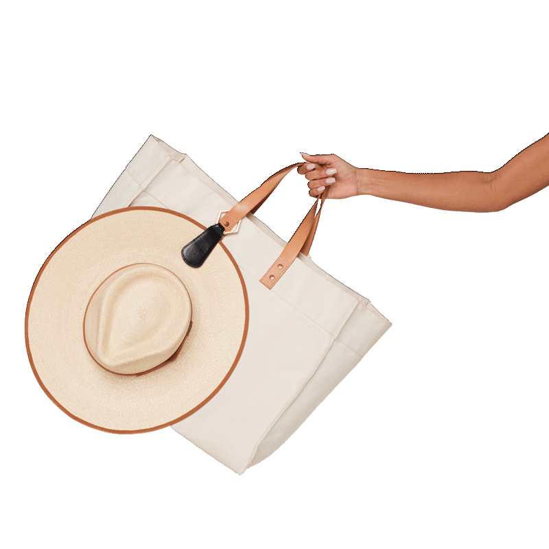 Lindsay Albanese Hat Clip