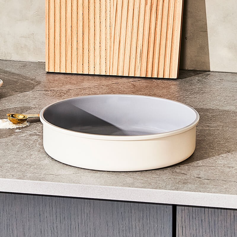 Circle Pan - Cream