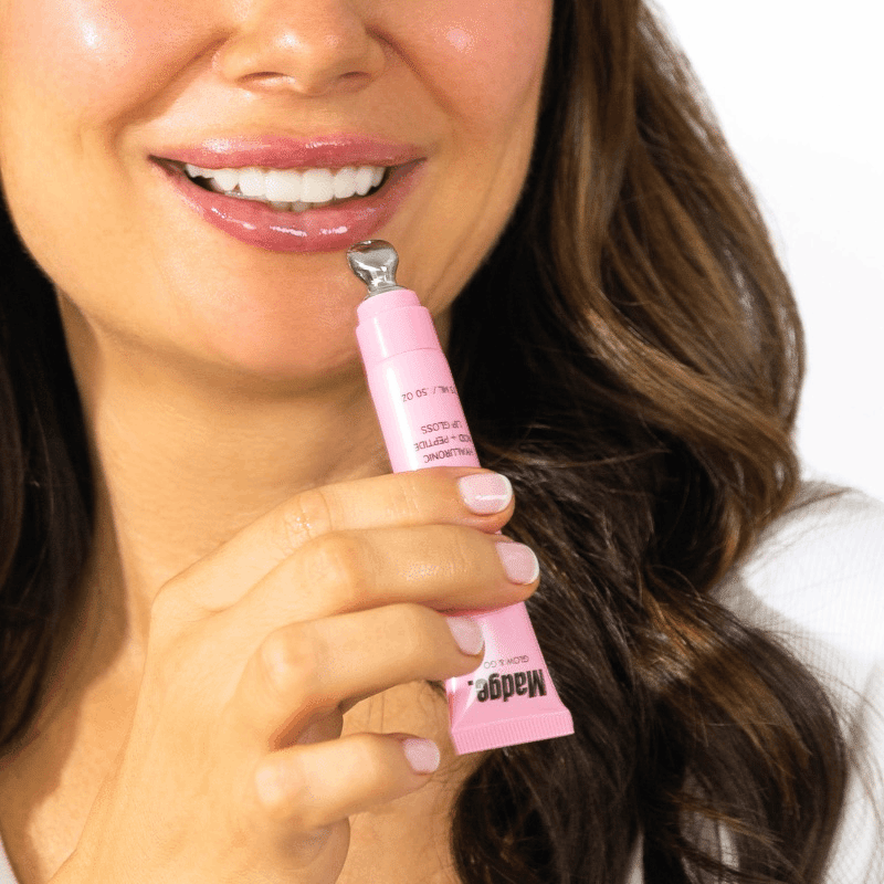Glow and Go Hyaluronic Acid + Peptide Lipgloss