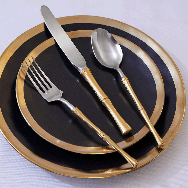 20 Piece Rattan Cutlery Set