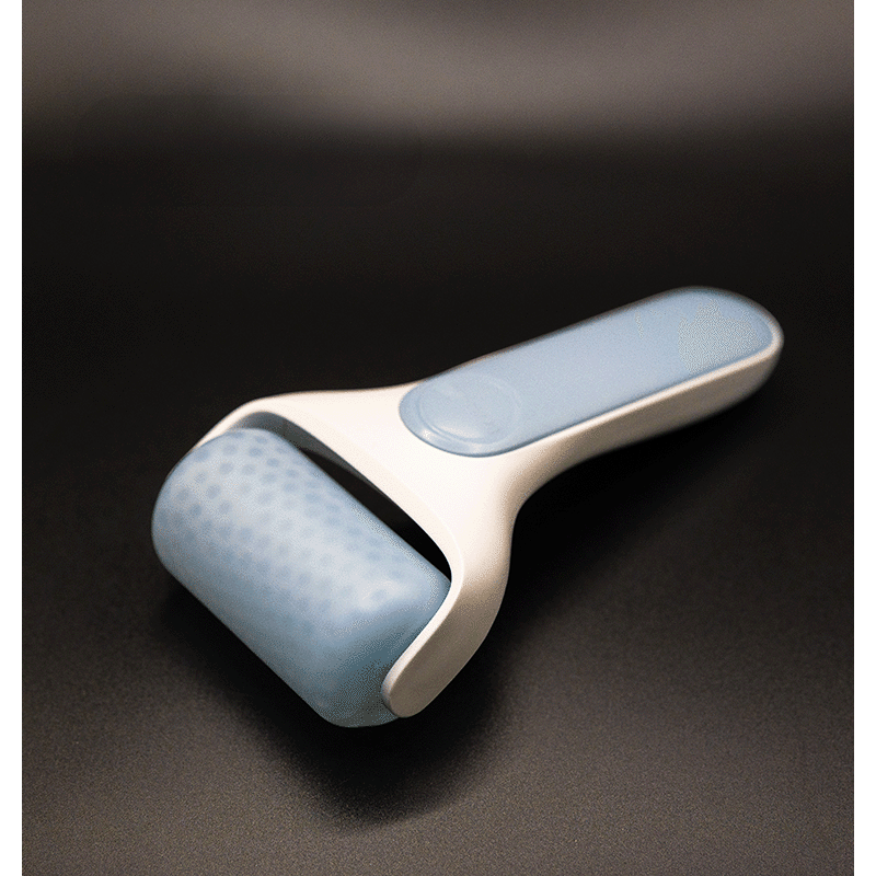 Handheld Cryo Roller with Carrying Case