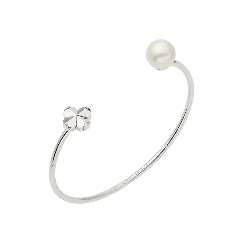 Spade Flower Pearl Cuff